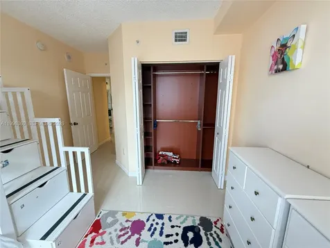 17100 N Bay Road Sunny Isles Beach FL 33160