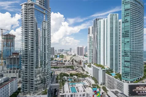 601 NE 1 Street Miami FL 33132