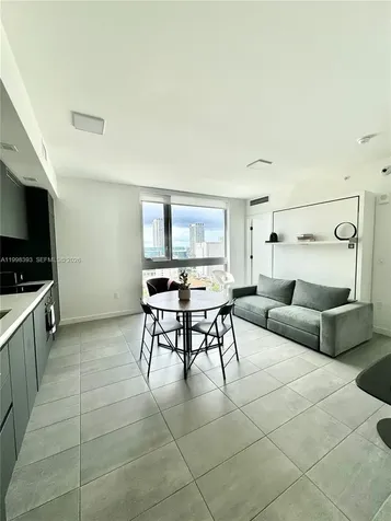 227 NE 2nd Street Miami FL 33132