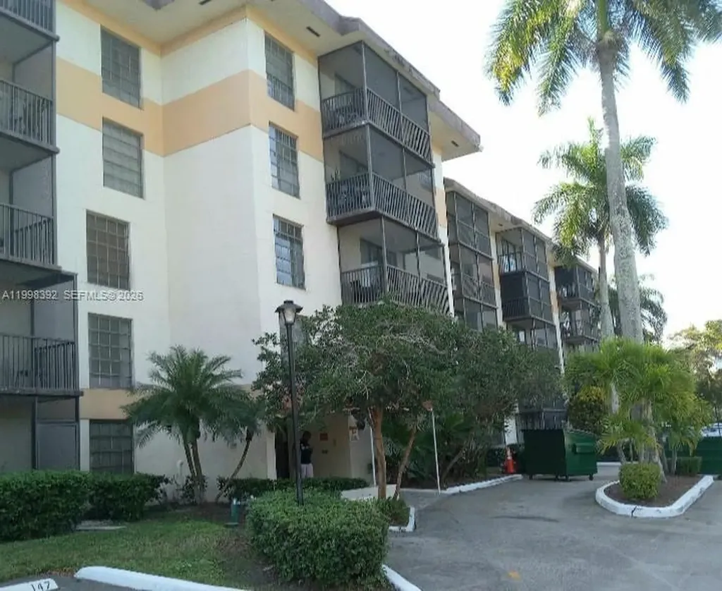 5570 NW 44th Street Lauderhill FL 33319