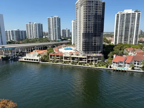 19390 Collins Avenue Sunny Isles Beach FL 33160
