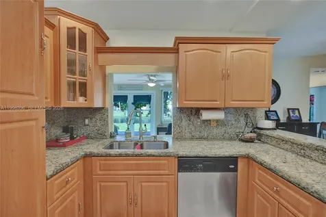 460 SW 66th Avenue Margate FL 33068