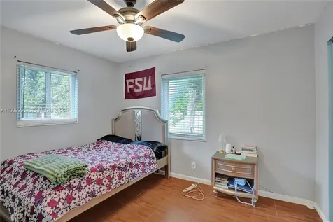 460 SW 66th Avenue Margate FL 33068
