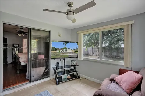 460 SW 66th Avenue Margate FL 33068