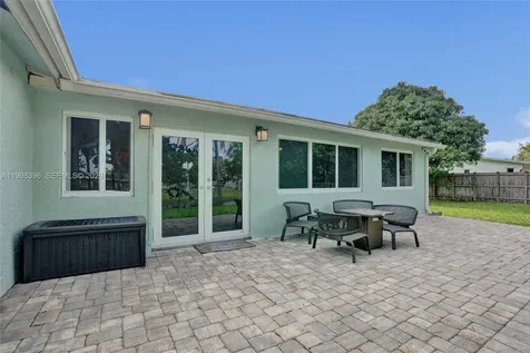 460 SW 66th Avenue Margate FL 33068