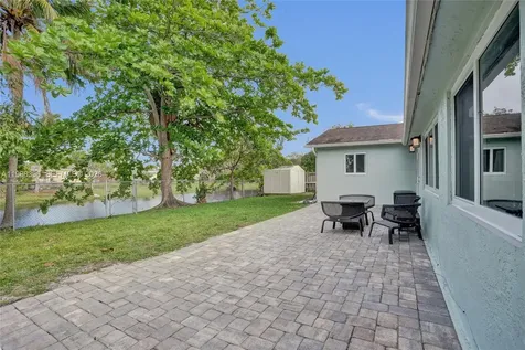 460 SW 66th Avenue Margate FL 33068