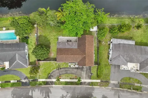 460 SW 66th Avenue Margate FL 33068
