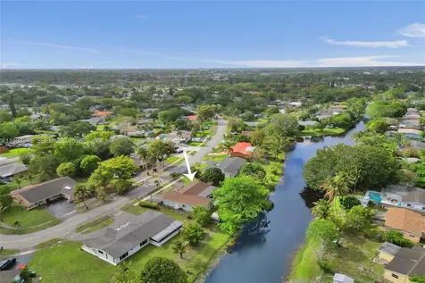460 SW 66th Avenue Margate FL 33068