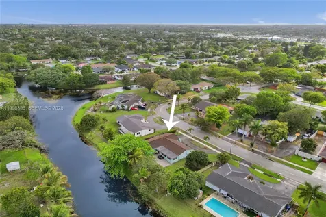 460 SW 66th Avenue Margate FL 33068