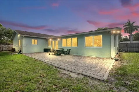 460 SW 66th Avenue Margate FL 33068