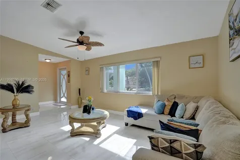 460 SW 66th Avenue Margate FL 33068