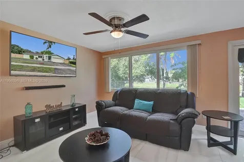 460 SW 66th Avenue Margate FL 33068