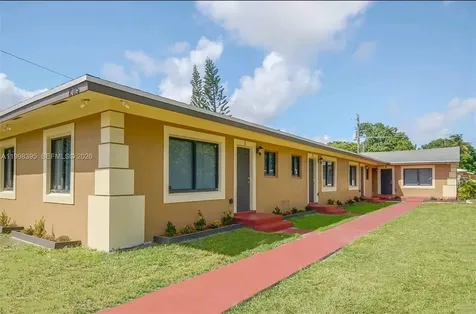2015 Funston Street Hollywood FL 33020