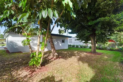 1428 NE 153rd Terrace North Miami Beach FL 33162