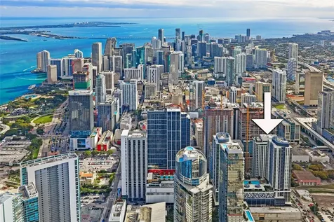 11 NE 6 Miami FL 33132