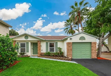 526 Danville Terrace Davie FL 33325
