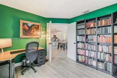 526 Danville Terrace Davie FL 33325
