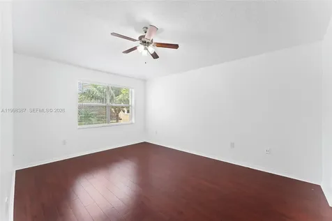 1120 W Lake Street Hollywood FL 33020