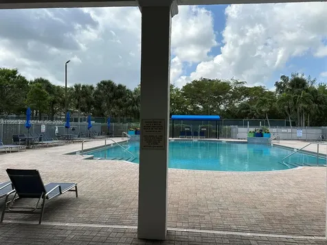 1120 W Lake Street Hollywood FL 33020
