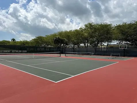 1120 W Lake Street Hollywood FL 33020