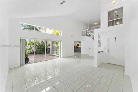 1120 W Lake Street Hollywood FL 33020