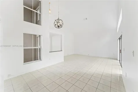1120 W Lake Street Hollywood FL 33020