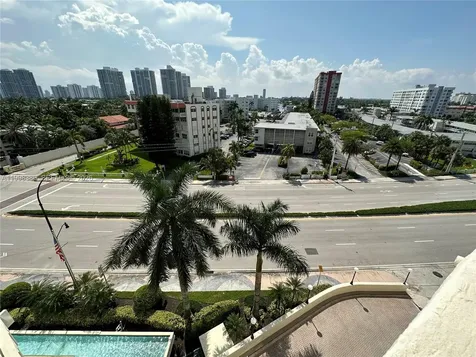 3180 S Ocean Drive Hallandale Beach FL 33009