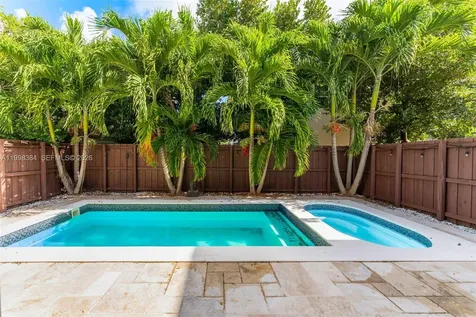 239 SE 31st Terrace Homestead FL 33033