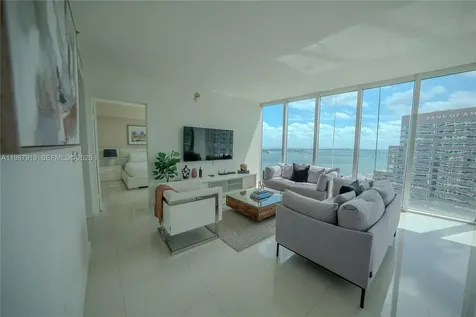 Miami FL 33131