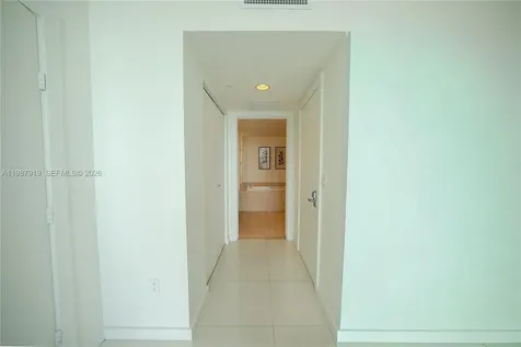 Miami FL 33131