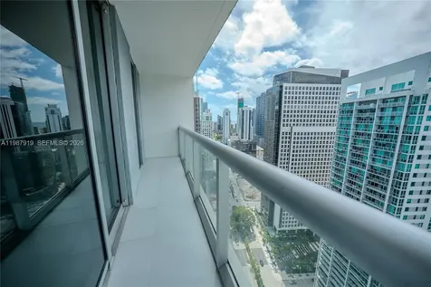 Miami FL 33131