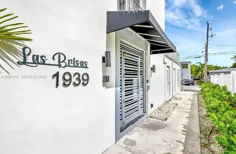 1939 Jefferson Street Hollywood FL 33020