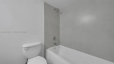 555 NE 34th Street Miami FL 33137