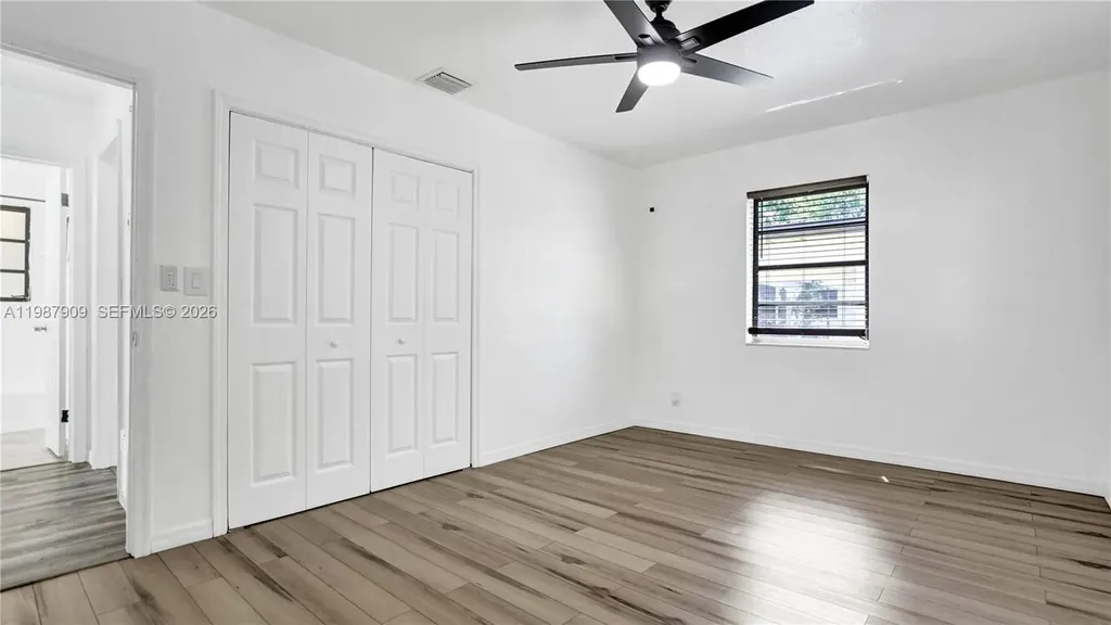 1007 N 31st Road Hollywood FL 33021