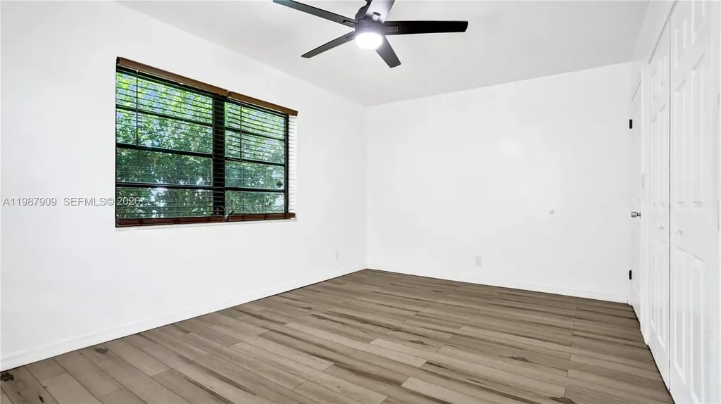 1007 N 31st Road Hollywood FL 33021