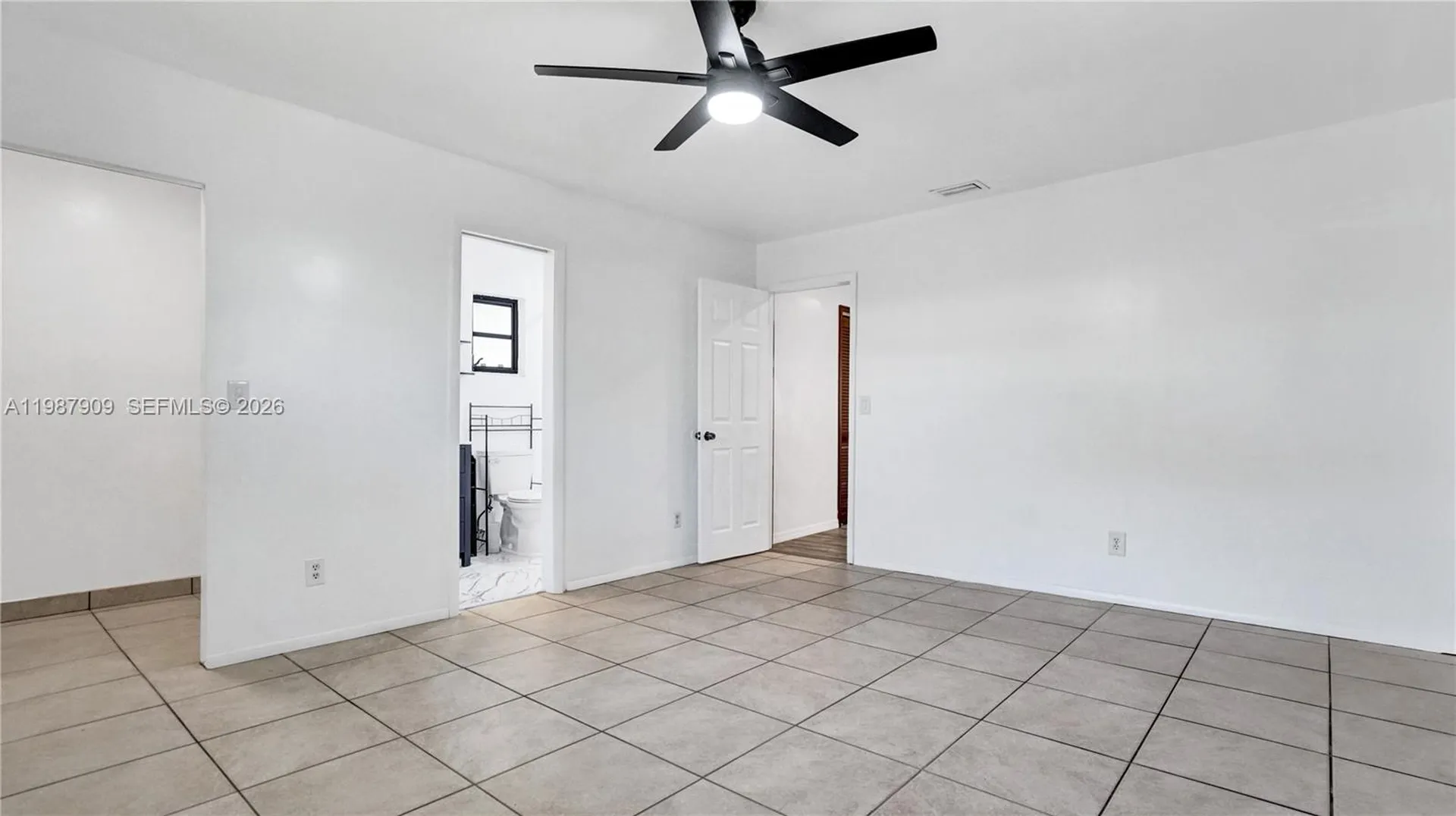 1007 N 31st Road Hollywood FL 33021