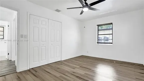 1007 N 31st Road Hollywood FL 33021