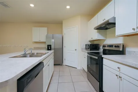 660 Cotulla Drive Kissimmee FL 34758
