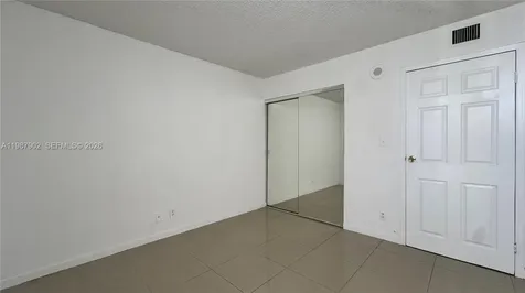 17021 N Bay Road Sunny Isles Beach FL 33160