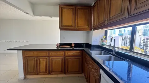 17021 N Bay Road Sunny Isles Beach FL 33160