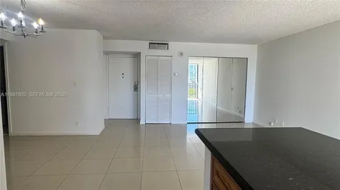 17021 N Bay Road Sunny Isles Beach FL 33160