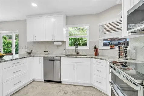 15726 SW 76th Terrace Miami FL 33193