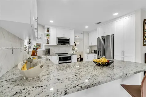 15726 SW 76th Terrace Miami FL 33193
