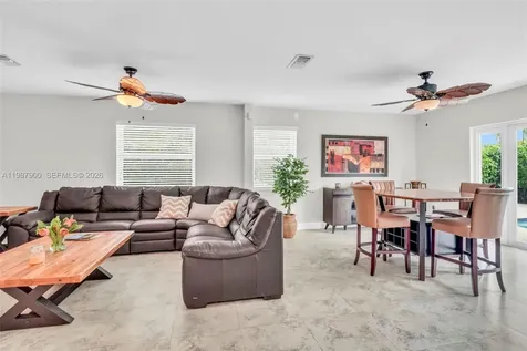 15726 SW 76th Terrace Miami FL 33193