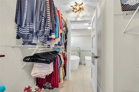 15726 SW 76th Terrace Miami FL 33193