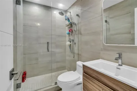 15726 SW 76th Terrace Miami FL 33193