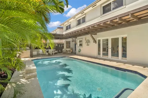 15726 SW 76th Terrace Miami FL 33193
