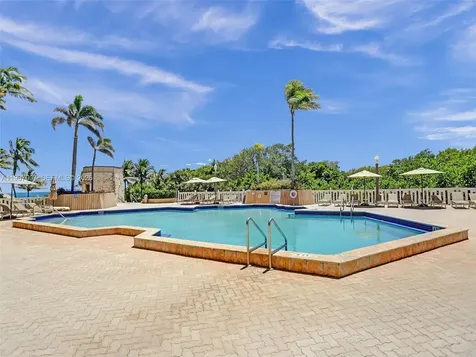 1121 Crandon Boulevard Key Biscayne FL 33149