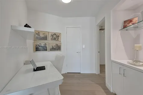 1121 Crandon Boulevard Key Biscayne FL 33149