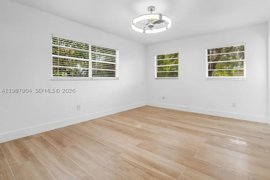 4556 Woodmere Lane Lake Worth FL 33463